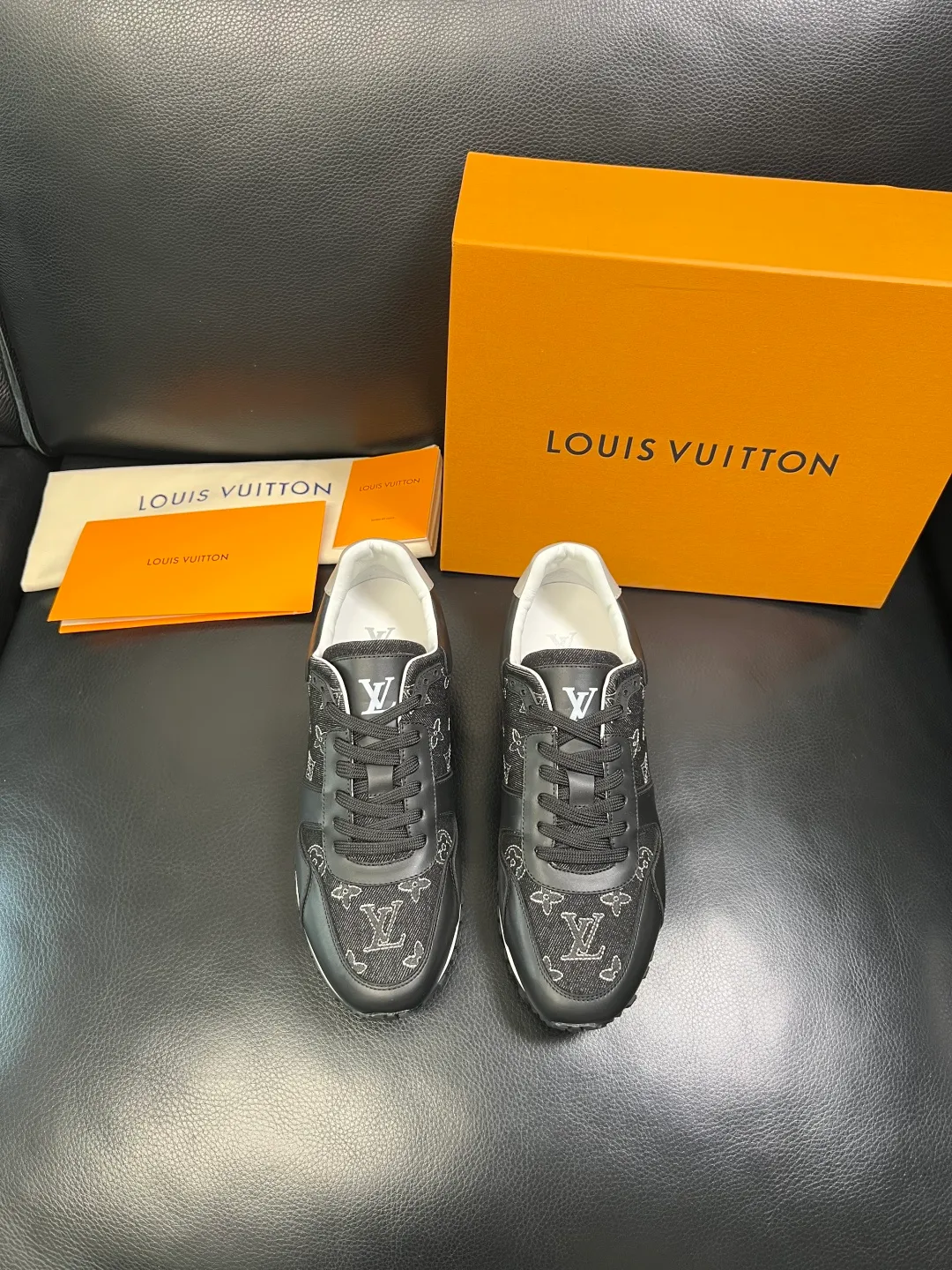Men's shoes 💰740 Lv high quality top handicrafts Louis Vuitton, counters are equipped with the original factory, the uppers are imported from Italy, high-quality splicing colorful complex crafts, imported cowhide lining is soft and comfortable, soles: original soles specially provided by the original factory, T men's shoes 💰U exclusive movable molded soles are super comfortable, original factory single goods, code number 39-44 (customized 45)